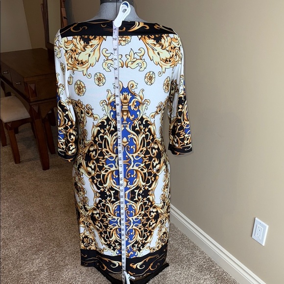 Forever Sheath Dress White Gold Blue Bateau Neckline Dolman Sleeves Women's - Picture 5 of 10